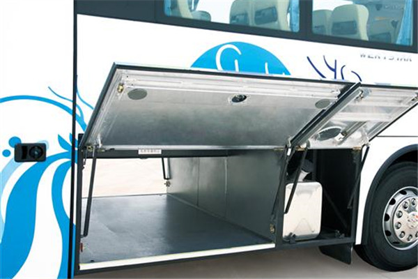 亚星YBL6117HP客车(柴油国五24-48座)