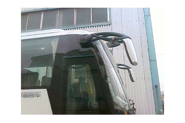 中通LCK6906H5QA1客车(柴油国五24-38座)