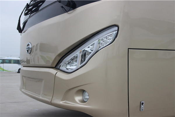南京金龙NJL6107BEV客车(纯电动24-55座)