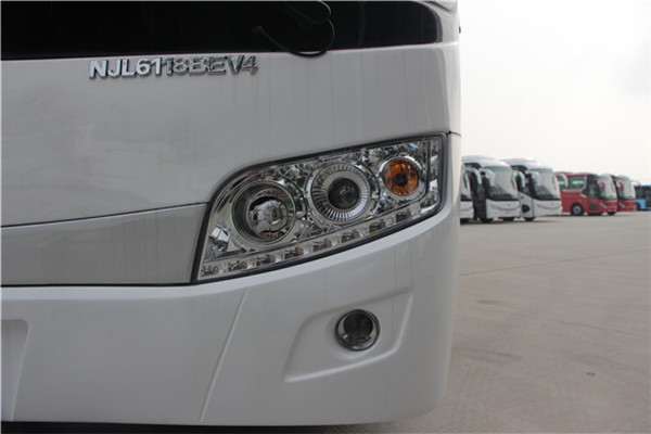 南京金龙NJL6118BEV4客车(纯电动24-49座)