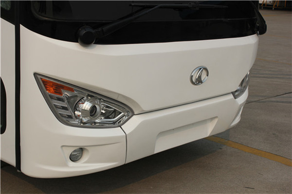 南京金龙NJL6107YA5客车(柴油国五24-55座)