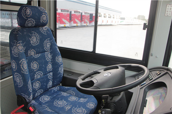 南京金龙NJL6129BEV1公交车(纯电动24-25座)