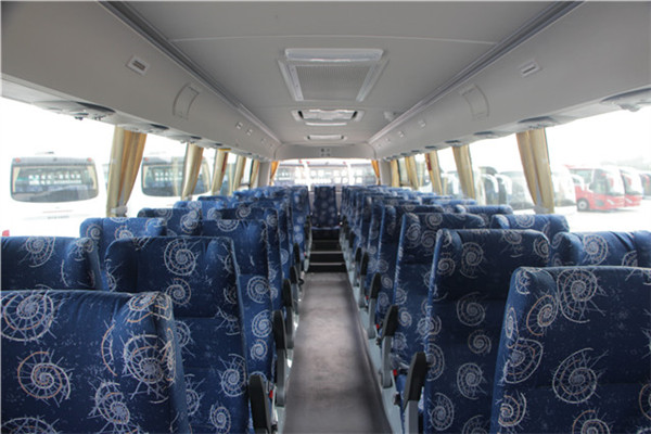 南京金龙NJL6808Y5客车(柴油国五24-35座)