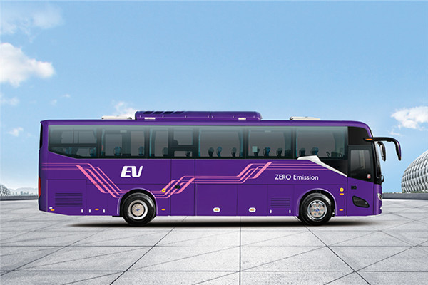 金龙XMQ6112AYD6C客车(柴油国六24-48座)