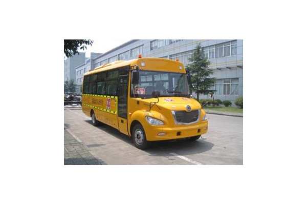 申龙SLK6800ZCD5中小学生专用校车(柴油国五24-30座)