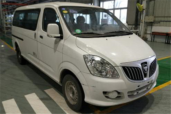 福田图雅诺BJ6526B1DVA-E2轻型客车(汽油国六10座)