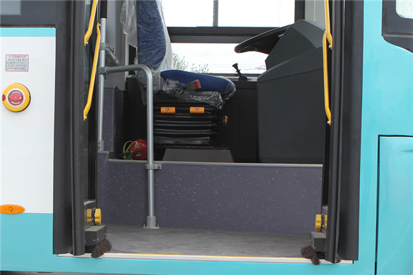 东风旅行车EQ6100CACBEV2公交车(纯电动24-41座)