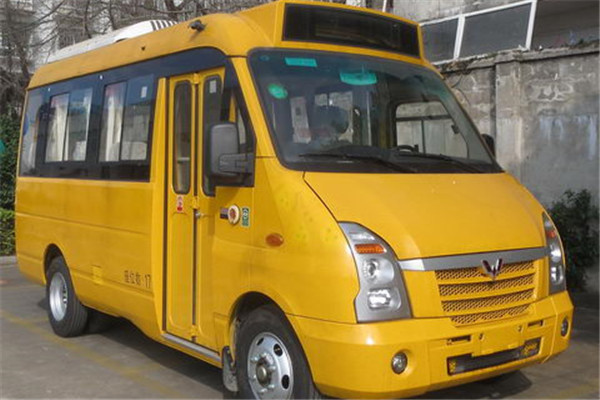五菱GL6555CQS客车(柴油国六10-17座)
