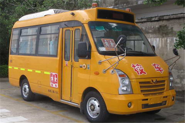 五菱GL6553XQ幼儿专用校车(柴油国五10-19座)