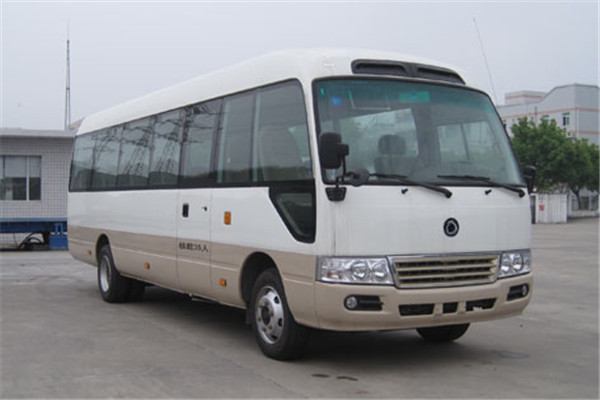 申龙SLK6800ULD5HEVL公交车(柴油/电混动国五10-32座)