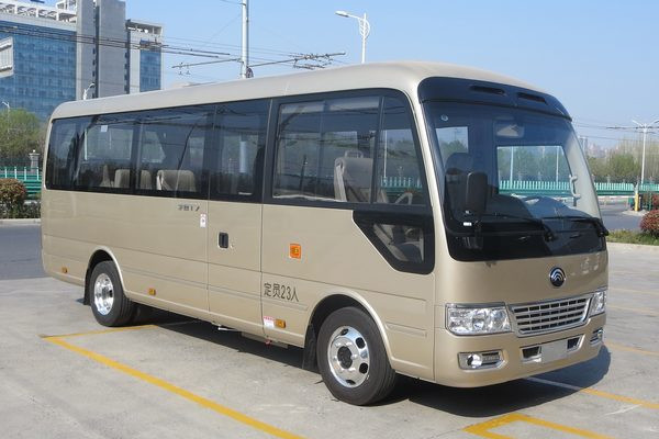 宇通ZK6710Q2T客车(汽油国四10-23座)