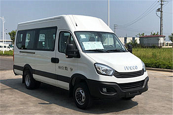 南京依维柯NJ6605ECM2多用途乘用车(柴油国五7-9座)