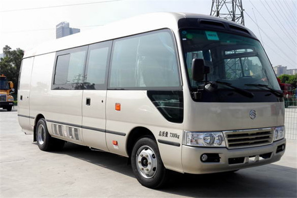 金旅XML5070XYL16医疗车(柴油国六2-8座)