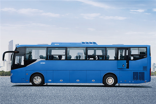 金龙XMQ6112AYBEVL4客车(纯电动24-52座)