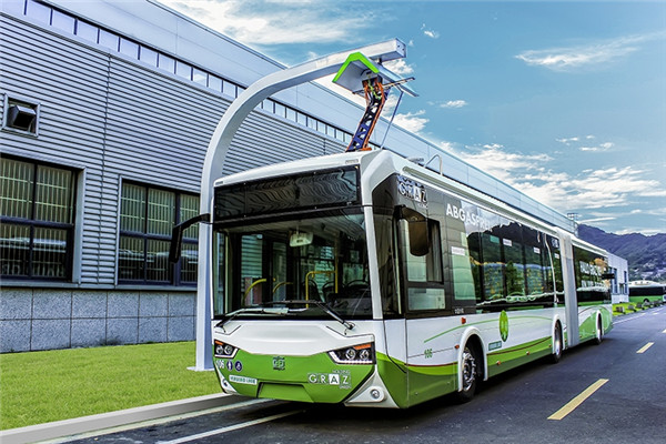 浙江中车CSR6180GSEV3公交车(纯电动28-53座)
