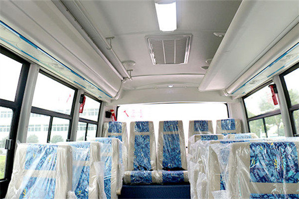 华新HM6605LFD6X客车(柴油国六10-19座)