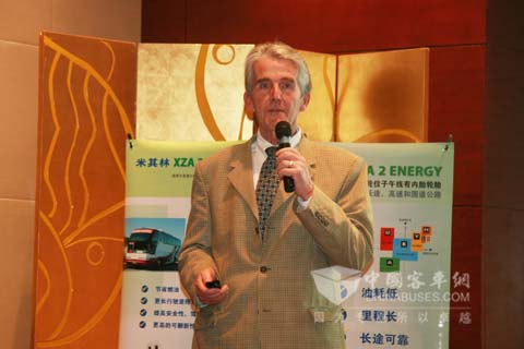 米其林卡客车轮胎部产品市场经理Michael