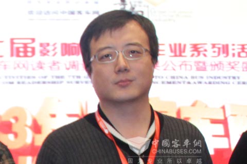 上菲红发动机受到江南网页版网友好评